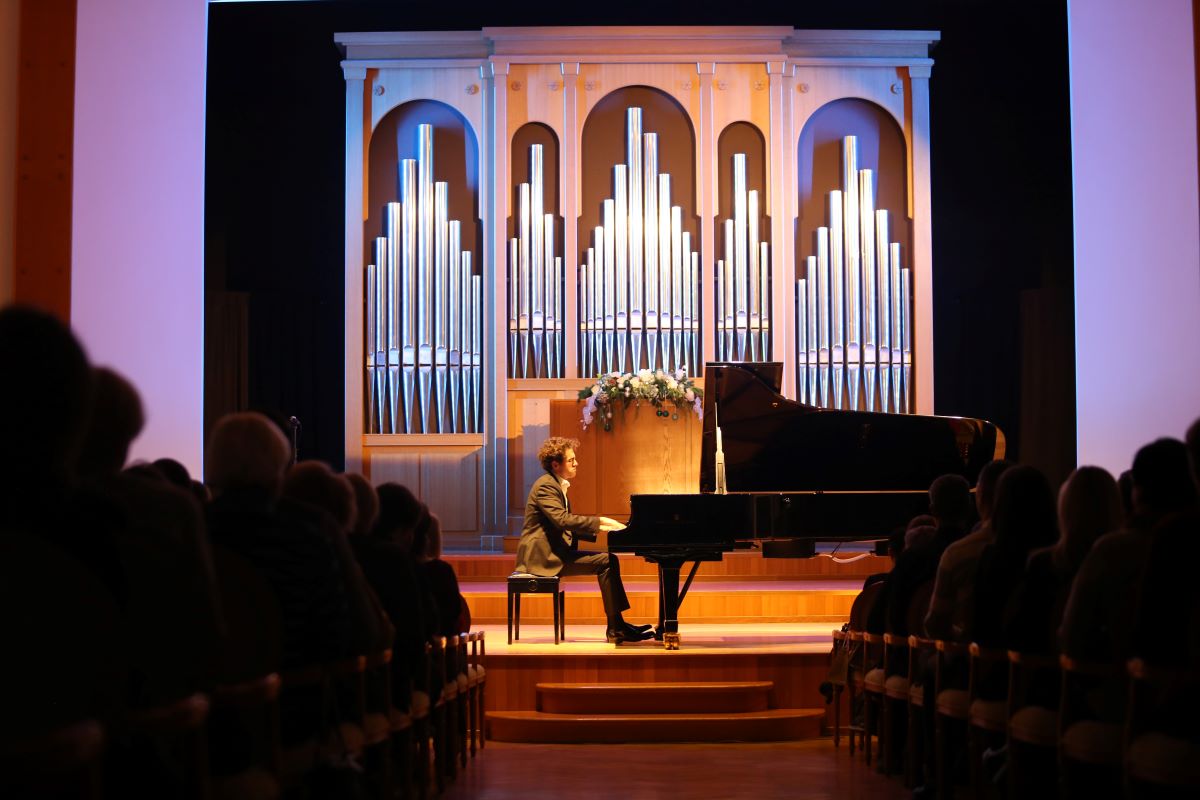 Вечер фортепианной музыки