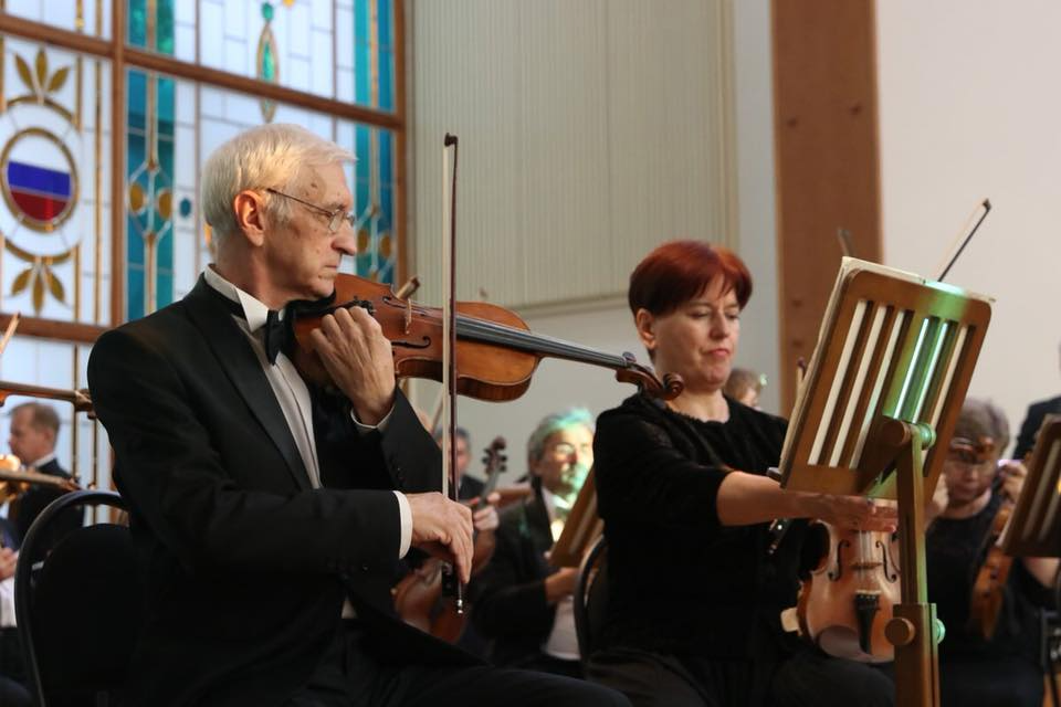 Кубанский симфонический оркестр. Дирижёр Владимир Качесов