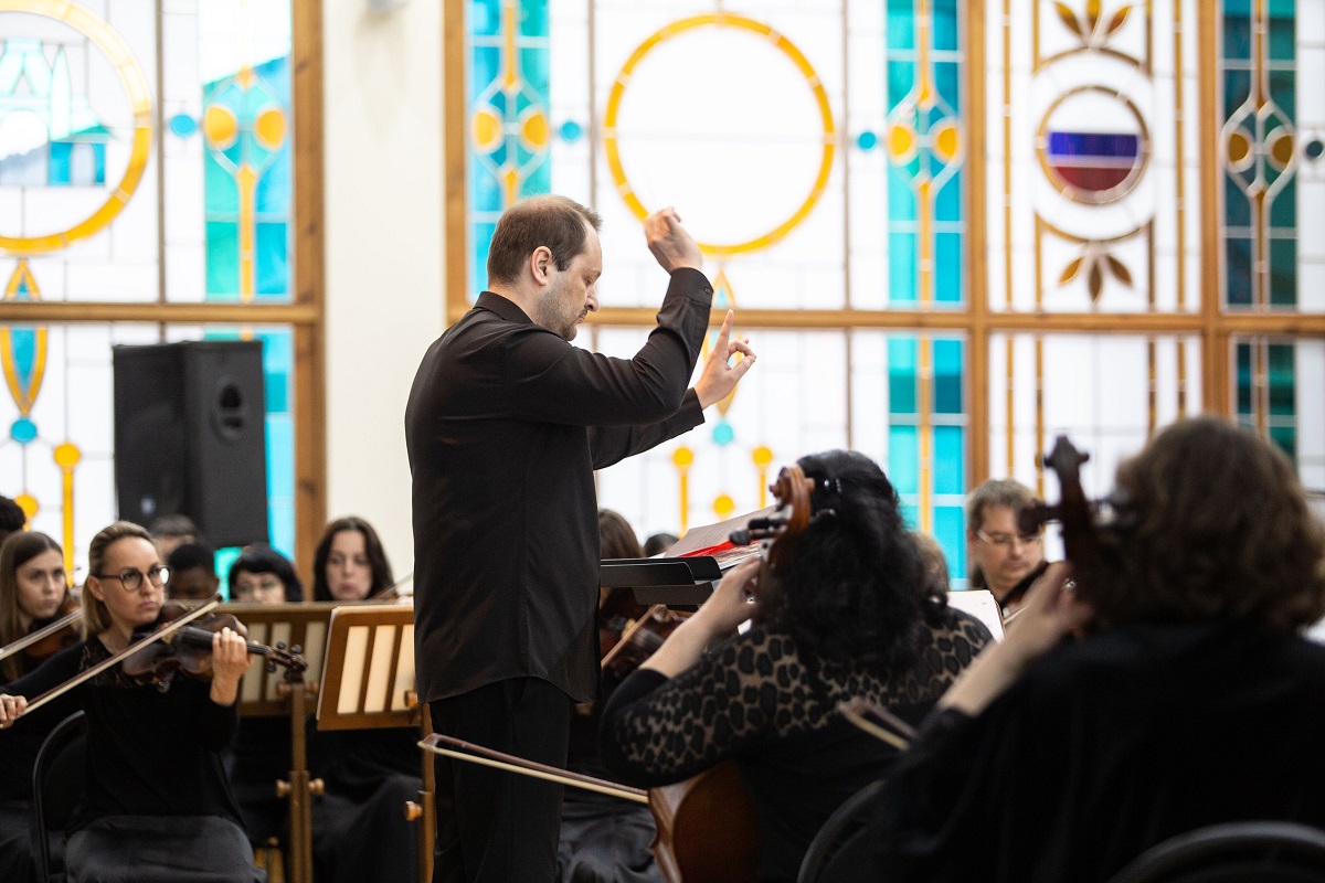 «Башкирский театр оперы и балета» Абонемент «Приглашает симфонический оркестр» 