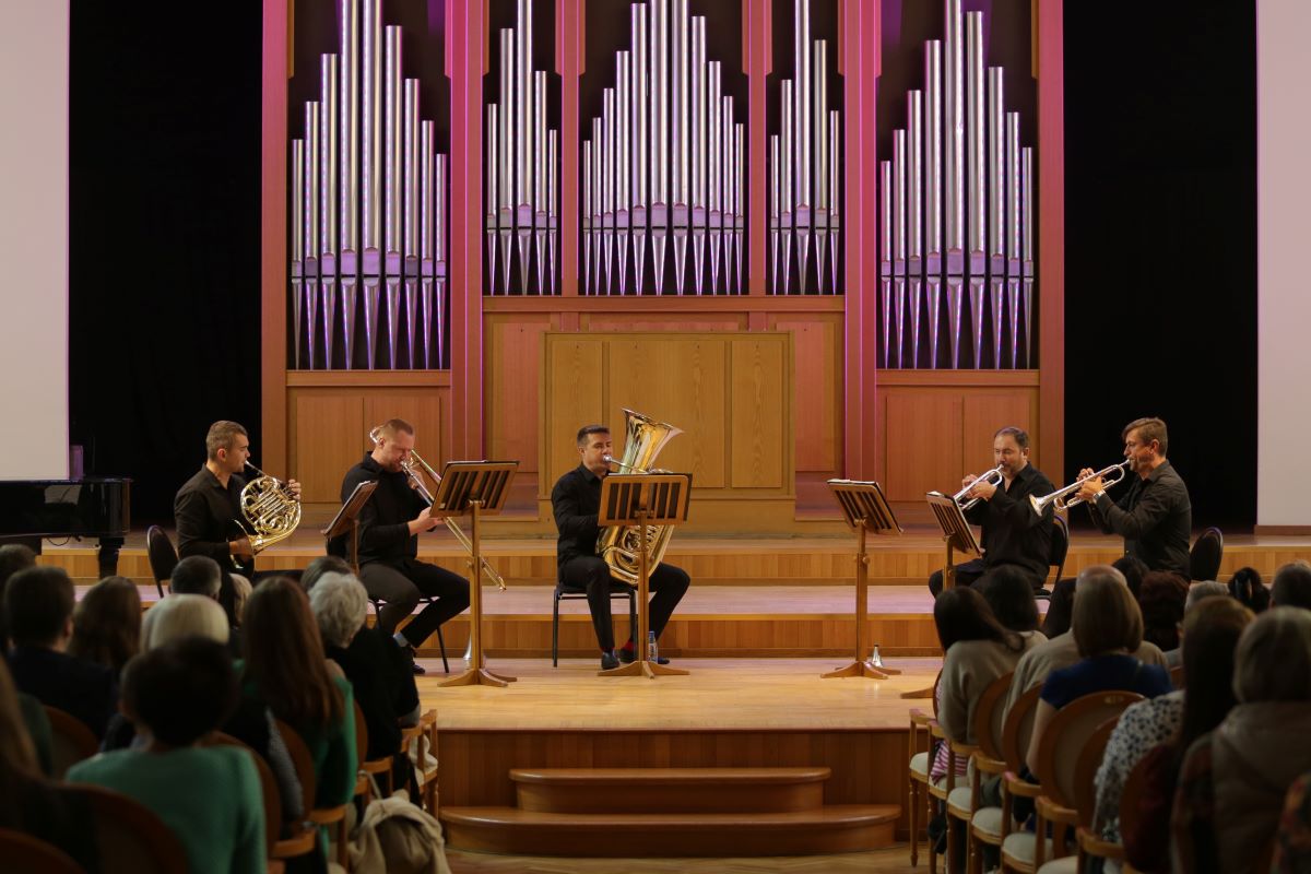 Брасс. Новогодний