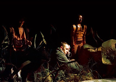 НАД ПРОПАСТЬЮ ВО РЖИ