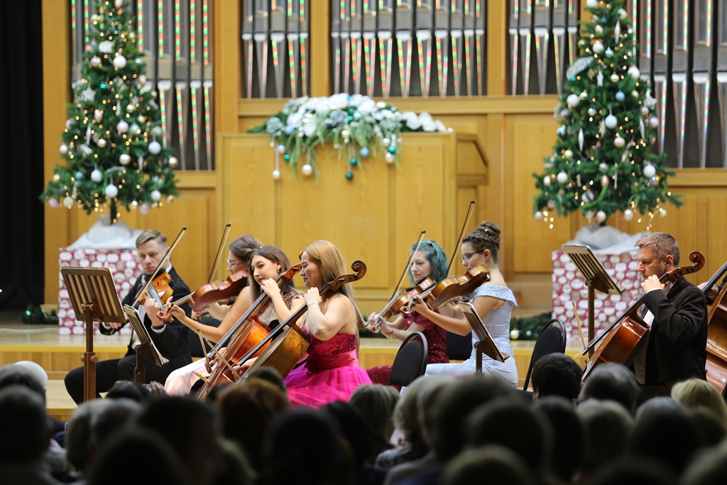 Премьер-оркестр.Новогодний