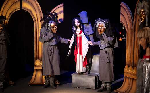 Белоснежка