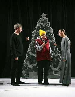 ЛЁД РАСТАЕТ