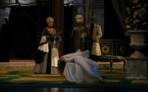 ОПАСНЫЕ СВЯЗИ