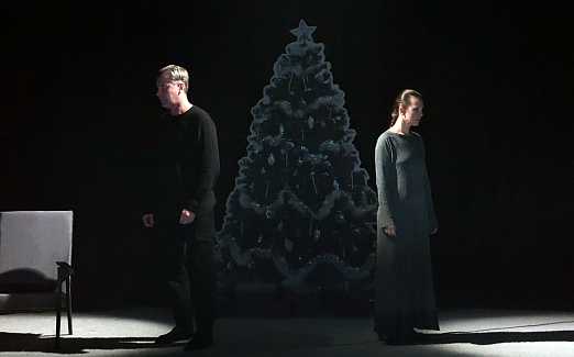 ЛЁД РАСТАЕТ