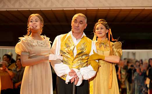 Первый бал Наташи Ростовой