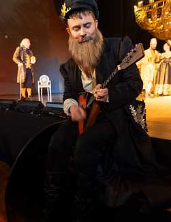 Первый бал Наташи Ростовой