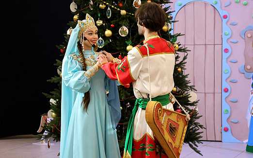 СЕМЕЙНАЯ ЁЛКА  МОЛОДЁЖНОГО ТЕАТРА «Как Садко за снегом ходил»