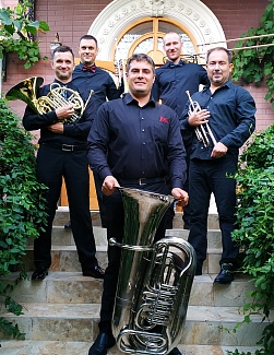 Орган и Брасс-квинтет