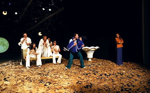 НОЧЬ ЛЮБОВНЫХ ПОМЕШАТЕЛЬСТВ