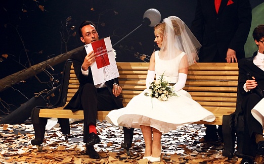 НОЧЬ ЛЮБОВНЫХ ПОМЕШАТЕЛЬСТВ