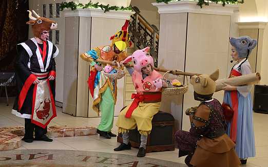 СЕМЕЙНАЯ ЁЛКА  МОЛОДЁЖНОГО ТЕАТРА  «Невероятный Новый год»