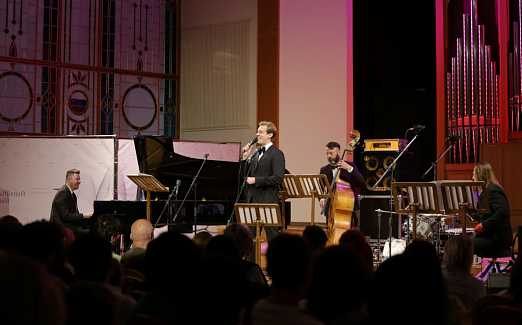 Новогодний джаз с Ильёй Филипповым