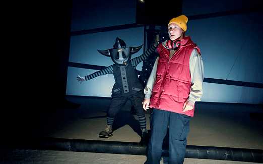 ЛЁД РАСТАЕТ