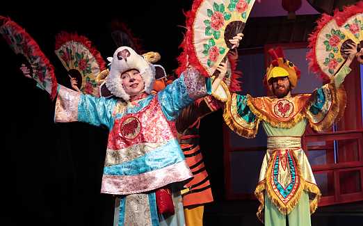 СЕМЕЙНАЯ ЁЛКА  МОЛОДЁЖНОГО ТЕАТРА  «Невероятный Новый год»