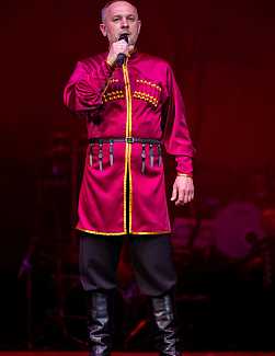 Пою и сердцем, и душой