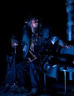 ЛЁД РАСТАЕТ