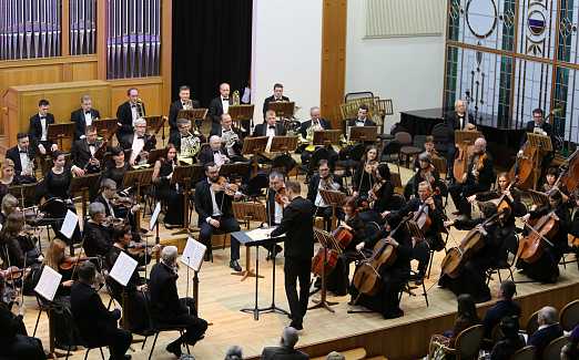 Моцарт-Брукнер