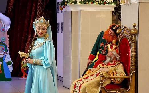 СЕМЕЙНАЯ ЁЛКА  МОЛОДЁЖНОГО ТЕАТРА «Как Садко за снегом ходил»