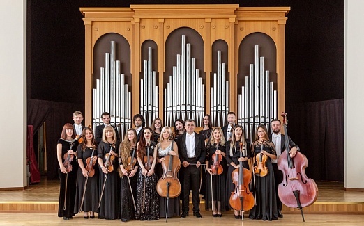 На солнечной стороне улицы