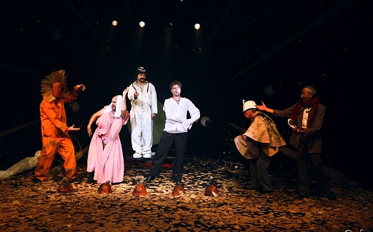 НОЧЬ ЛЮБОВНЫХ ПОМЕШАТЕЛЬСТВ