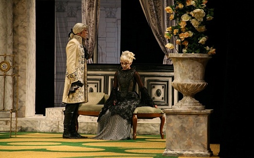 ОПАСНЫЕ СВЯЗИ