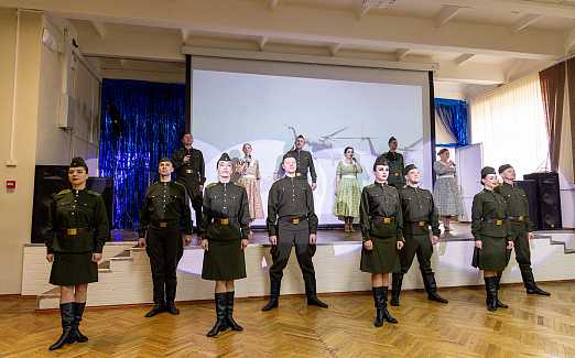 "Во славу русского солдата". Музыкально-театрализованное представление. Место проведения: МАОУ гимназия № 23, ул. Бакинская, 5                                                    