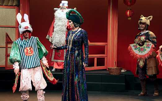 СЕМЕЙНАЯ ЁЛКА  МОЛОДЁЖНОГО ТЕАТРА  «Невероятный Новый год»