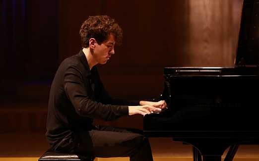 Вечер фортепианной музыки. Константин Емельянов