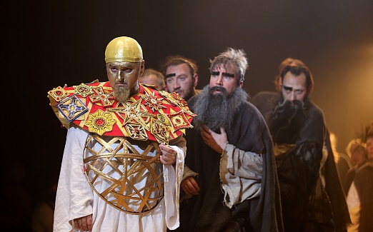 ЗОЛОТОЙ ПЕТУШОК 