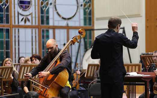 Кубанский симфонический оркестр. Солист Алексей Сидоров