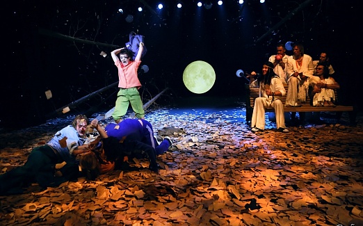 НОЧЬ ЛЮБОВНЫХ ПОМЕШАТЕЛЬСТВ