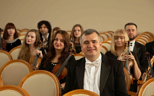 На солнечной стороне улицы