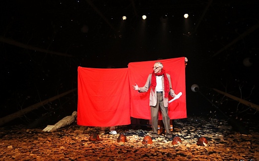 НОЧЬ ЛЮБОВНЫХ ПОМЕШАТЕЛЬСТВ