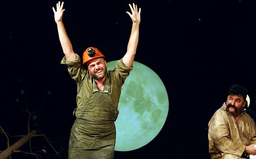 НОЧЬ ЛЮБОВНЫХ ПОМЕШАТЕЛЬСТВ