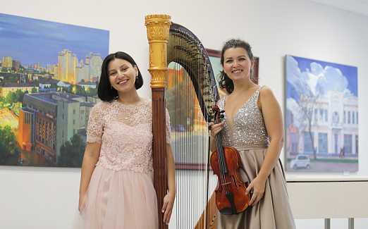 Новогоднее путешествие с арфой