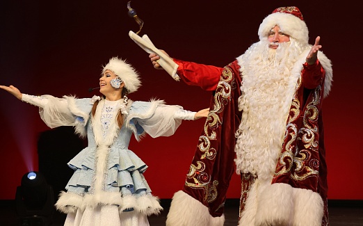 Семейная ёлка Молодёжного театра «Новый год в Шахматном королевстве» или «Тайна Белого Короля». 