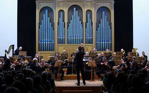 Кубанский симфонический оркестр. Солист Руслан Тагиев