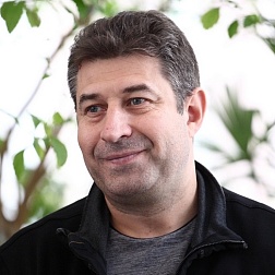 Денис Солнцев