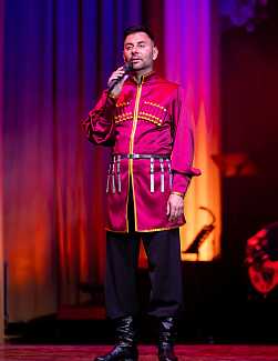 Пою и сердцем, и душой